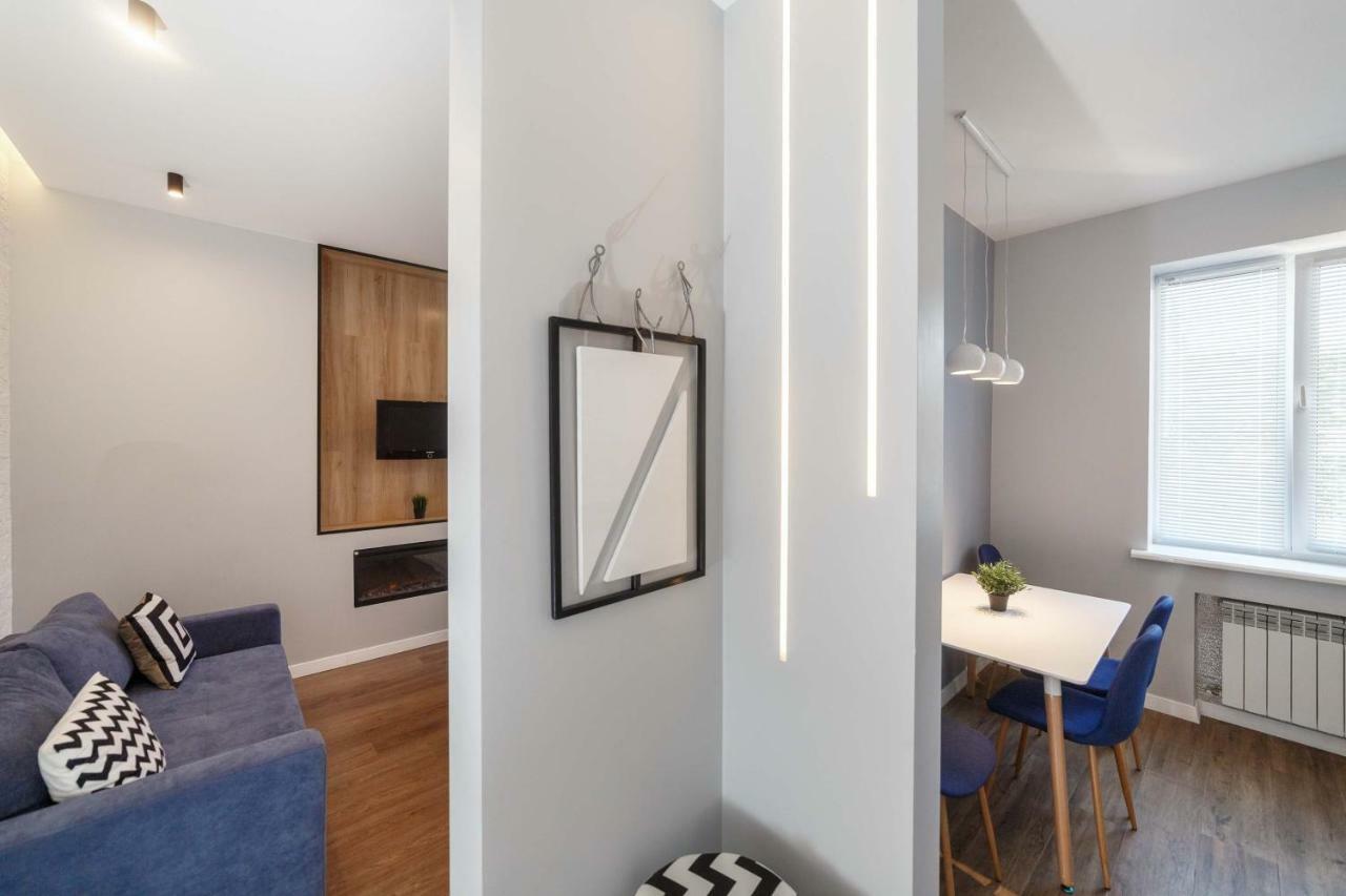 Loft Apartment In Old Lviv Ac Fireplace Екстериор снимка